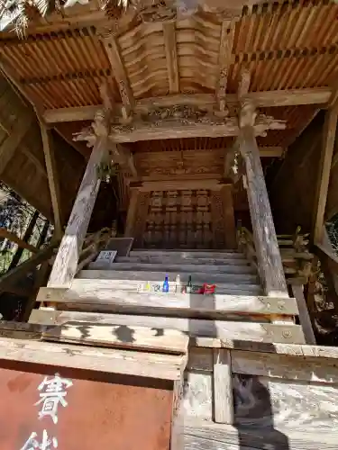 白山中居神社の{uncategorized: "未分類", other: "その他", undefined: "問題あり", building: "その他建物", grave: "お墓", sacred_gate: "鳥居", guardian: "狛犬", statue: "像", buddha: "仏像", history: "歴史", nature: "自然", garden: "庭園", animal: "動物", pagoda: "塔", temizu: "手水舎", mountain_gate: "山門・神門", sanctuary: "本殿・本堂", subordinate: "末社・摂社", art: "芸術", scenery: "景色", jizo: "地蔵", ema: "絵馬", goshuin: "御朱印", omikuji: "おみくじ", items: "授与品その他", amulet: "お守り", goshuincho: "御朱印帳", eats: "食事", festival: "お祭り", votive_dance: "神楽", shichigosan: "七五三参", wedding: "結婚式", experience: "体験その他", initially: "初詣", around: "周辺", anti_infection: "感染症対策"}