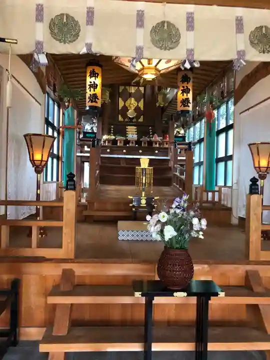 水堂須佐男神社の本殿・本堂