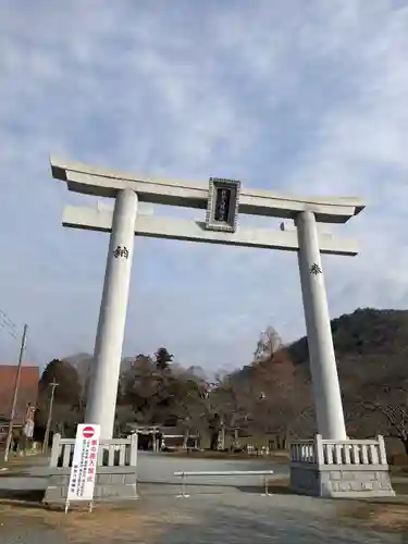 新宮八幡神社の鳥居