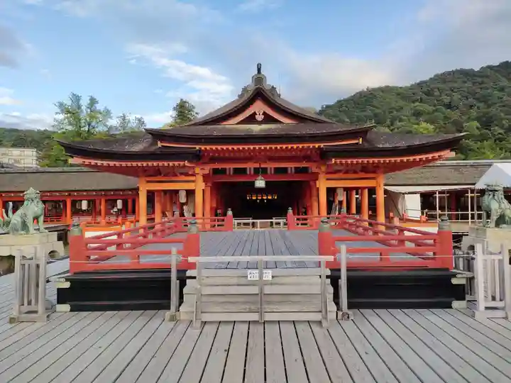 厳島神社(広島県)