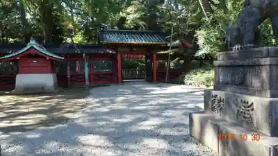 根津神社の山門・神門
