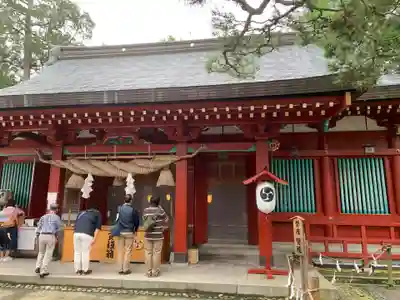 生島足島神社の本殿・本堂