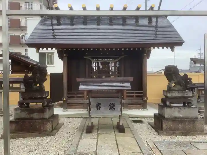 橋詰神社の本殿・本堂