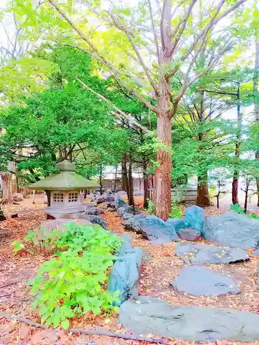 琴似神社の庭園