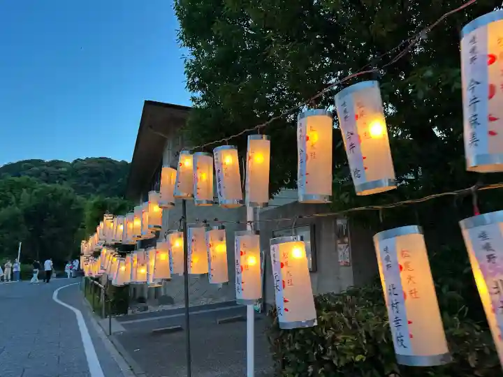 松尾大社の{uncategorized: "未分類", other: "その他", undefined: "問題あり", building: "その他建物", grave: "お墓", sacred_gate: "鳥居", guardian: "狛犬", statue: "像", buddha: "仏像", history: "歴史", nature: "自然", garden: "庭園", animal: "動物", pagoda: "塔", temizu: "手水舎", mountain_gate: "山門・神門", sanctuary: "本殿・本堂", subordinate: "末社・摂社", art: "芸術", scenery: "景色", jizo: "地蔵", ema: "絵馬", goshuin: "御朱印", omikuji: "おみくじ", items: "授与品その他", amulet: "お守り", goshuincho: "御朱印帳", eats: "食事", festival: "お祭り", votive_dance: "神楽", shichigosan: "七五三参", wedding: "結婚式", experience: "体験その他", initially: "初詣", around: "周辺", anti_infection: "感染症対策"}