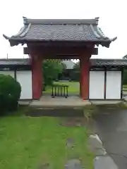 雨寳寺の山門