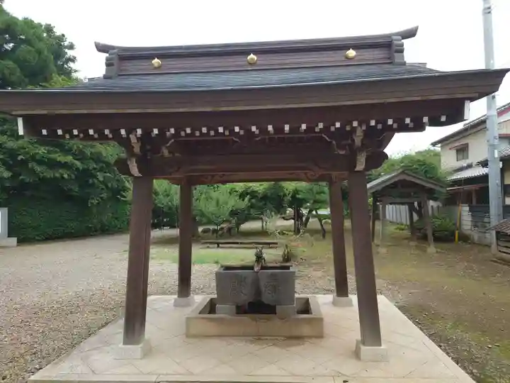 女化神社の手水舎