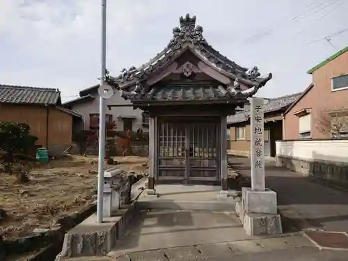 子安地蔵菩薩の本殿・本堂