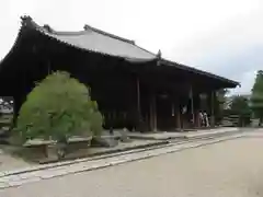 西大寺の建物その他