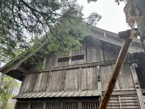 淺間神社（忍野八海）の本殿・本堂