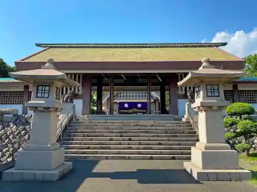 千葉縣護國神社の山門・神門