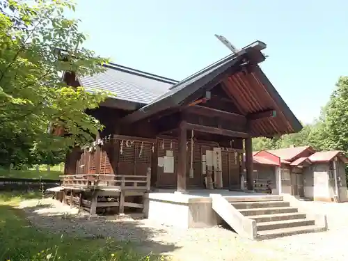 神居神社の本殿