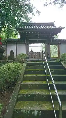 光明寺の山門