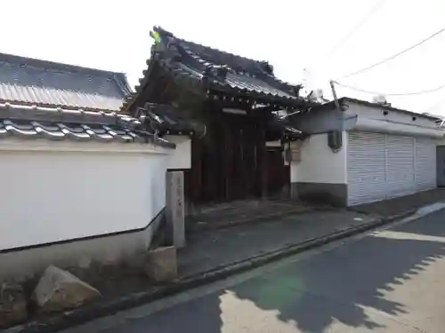 松林寺の山門