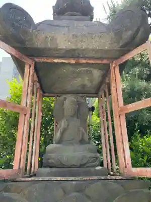 浄土宗南命山善光寺の{uncategorized: "未分類", other: "その他", undefined: "問題あり", building: "その他建物", grave: "お墓", sacred_gate: "鳥居", guardian: "狛犬", statue: "像", buddha: "仏像", history: "歴史", nature: "自然", garden: "庭園", animal: "動物", pagoda: "塔", temizu: "手水舎", mountain_gate: "山門・神門", sanctuary: "本殿・本堂", subordinate: "末社・摂社", art: "芸術", scenery: "景色", jizo: "地蔵", ema: "絵馬", goshuin: "御朱印", omikuji: "おみくじ", items: "授与品その他", amulet: "お守り", goshuincho: "御朱印帳", eats: "食事", festival: "お祭り", votive_dance: "神楽", shichigosan: "七五三参", wedding: "結婚式", experience: "体験その他", initially: "初詣", around: "周辺", anti_infection: "感染症対策"}