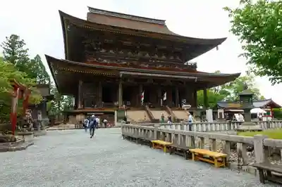 金峯山寺の本殿・本堂