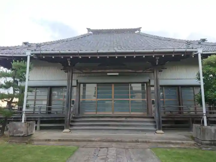 大宝寺の本殿・本堂