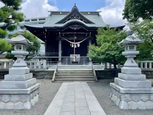 大棚・中川杉山神社(神奈川県)
