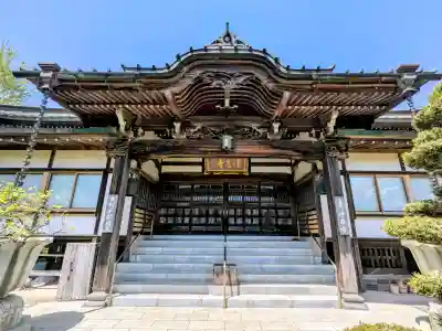 浄泉寺の{uncategorized: "未分類", other: "その他", undefined: "問題あり", building: "その他建物", grave: "お墓", sacred_gate: "鳥居", guardian: "狛犬", statue: "像", buddha: "仏像", history: "歴史", nature: "自然", garden: "庭園", animal: "動物", pagoda: "塔", temizu: "手水舎", mountain_gate: "山門・神門", sanctuary: "本殿・本堂", subordinate: "末社・摂社", art: "芸術", scenery: "景色", jizo: "地蔵", ema: "絵馬", goshuin: "御朱印", omikuji: "おみくじ", items: "授与品その他", amulet: "お守り", goshuincho: "御朱印帳", eats: "食事", festival: "お祭り", votive_dance: "神楽", shichigosan: "七五三参", wedding: "結婚式", experience: "体験その他", initially: "初詣", around: "周辺", anti_infection: "感染症対策"}