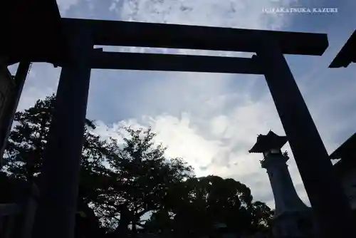 伊勢山皇大神宮の鳥居