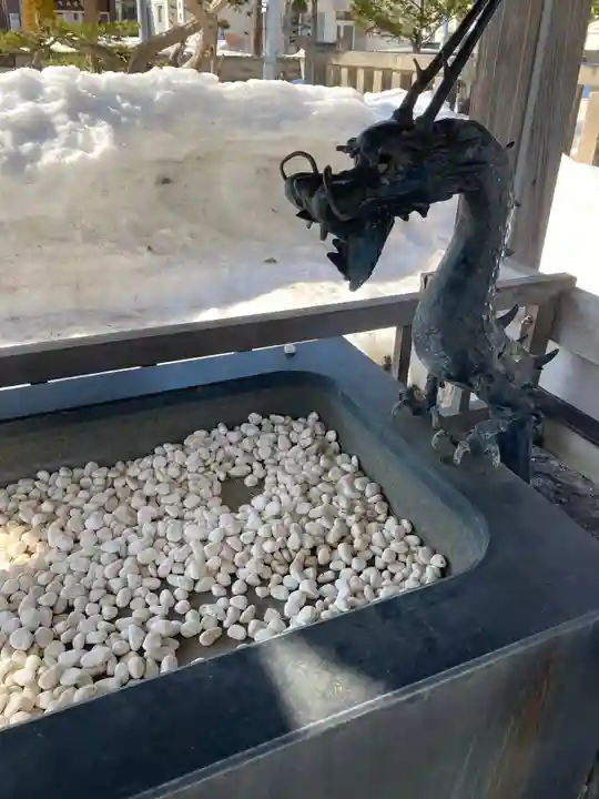 江南神社の手水舎