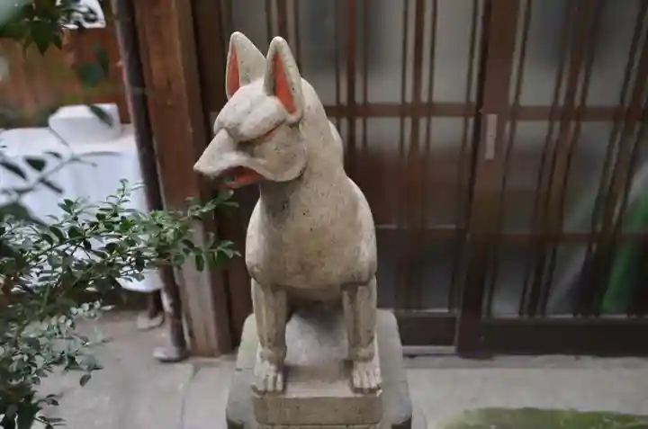 五十稲荷神社(栄寿稲荷神社)の狛犬