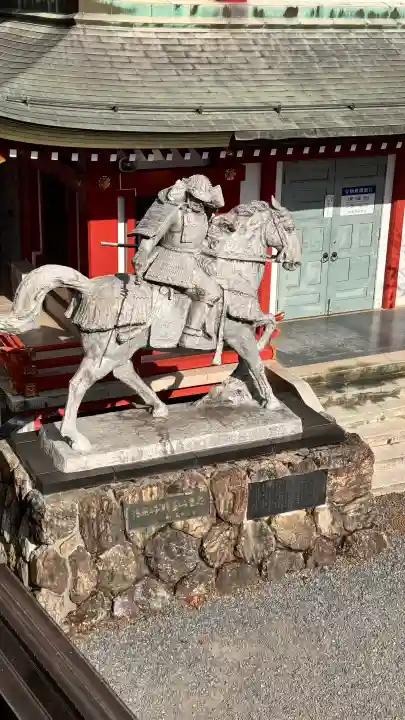 武蔵御嶽神社の{uncategorized: "未分類", other: "その他", undefined: "問題あり", building: "その他建物", grave: "お墓", sacred_gate: "鳥居", guardian: "狛犬", statue: "像", buddha: "仏像", history: "歴史", nature: "自然", garden: "庭園", animal: "動物", pagoda: "塔", temizu: "手水舎", mountain_gate: "山門・神門", sanctuary: "本殿・本堂", subordinate: "末社・摂社", art: "芸術", scenery: "景色", jizo: "地蔵", ema: "絵馬", goshuin: "御朱印", omikuji: "おみくじ", items: "授与品その他", amulet: "お守り", goshuincho: "御朱印帳", eats: "食事", festival: "お祭り", votive_dance: "神楽", shichigosan: "七五三参", wedding: "結婚式", experience: "体験その他", initially: "初詣", around: "周辺", anti_infection: "感染症対策"}
