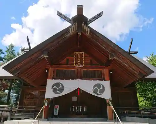 富良野神社の本殿