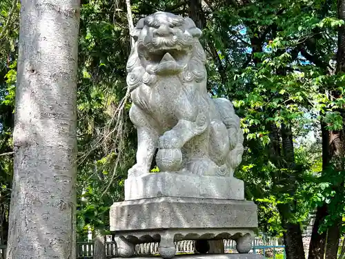 東川神社の狛犬