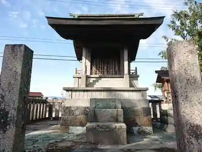 羽根田神社の本殿