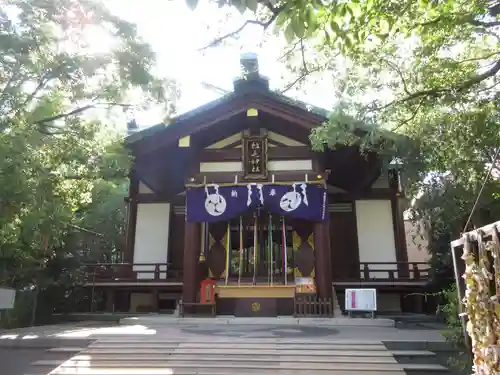 稲毛神社の本殿・本堂
