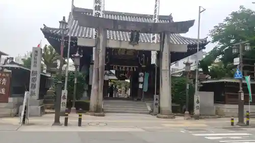 櫛田神社の鳥居