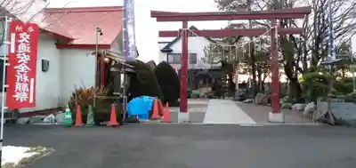 出雲大社三神教会の鳥居