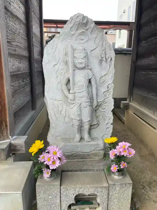 浄念寺の{uncategorized: "未分類", other: "その他", undefined: "問題あり", building: "その他建物", grave: "お墓", sacred_gate: "鳥居", guardian: "狛犬", statue: "像", buddha: "仏像", history: "歴史", nature: "自然", garden: "庭園", animal: "動物", pagoda: "塔", temizu: "手水舎", mountain_gate: "山門・神門", sanctuary: "本殿・本堂", subordinate: "末社・摂社", art: "芸術", scenery: "景色", jizo: "地蔵", ema: "絵馬", goshuin: "御朱印", omikuji: "おみくじ", items: "授与品その他", amulet: "お守り", goshuincho: "御朱印帳", eats: "食事", festival: "お祭り", votive_dance: "神楽", shichigosan: "七五三参", wedding: "結婚式", experience: "体験その他", initially: "初詣", around: "周辺", anti_infection: "感染症対策"}