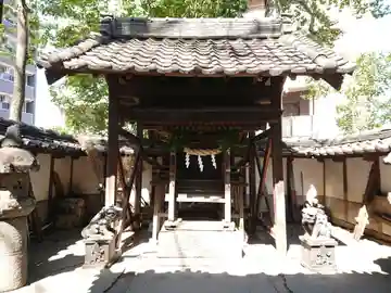 若宮八幡社の本殿・本堂
