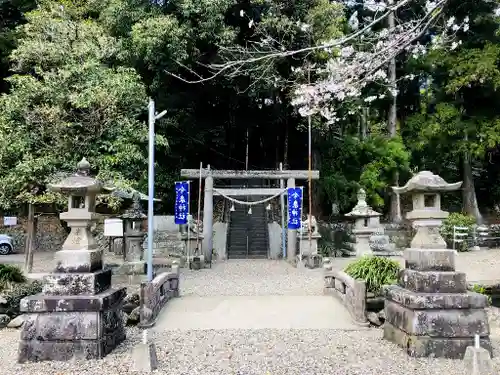 今泉神社の鳥居