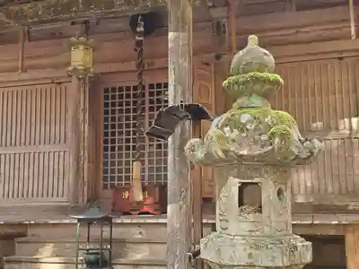 高蔵寺の本殿・本堂