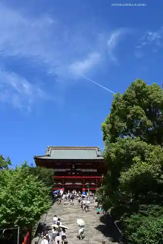 鶴岡八幡宮の本殿