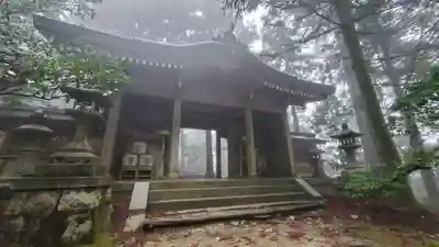 愛宕神社の山門・神門