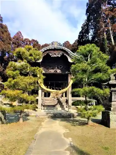 上内八幡宮の本殿・本堂