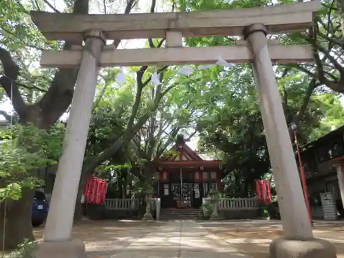 笠䅣稲荷神社の鳥居