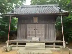 神明社の本殿