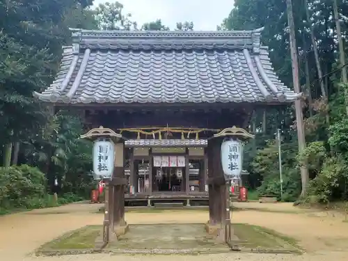 菌神社の山門