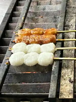 荷機稲荷神社の{uncategorized: "未分類", other: "その他", undefined: "問題あり", building: "その他建物", grave: "お墓", sacred_gate: "鳥居", guardian: "狛犬", statue: "像", buddha: "仏像", history: "歴史", nature: "自然", garden: "庭園", animal: "動物", pagoda: "塔", temizu: "手水舎", mountain_gate: "山門・神門", sanctuary: "本殿・本堂", subordinate: "末社・摂社", art: "芸術", scenery: "景色", jizo: "地蔵", ema: "絵馬", goshuin: "御朱印", omikuji: "おみくじ", items: "授与品その他", amulet: "お守り", goshuincho: "御朱印帳", eats: "食事", festival: "お祭り", votive_dance: "神楽", shichigosan: "七五三参", wedding: "結婚式", experience: "体験その他", initially: "初詣", around: "周辺", anti_infection: "感染症対策"}