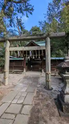 岡崎神社の鳥居