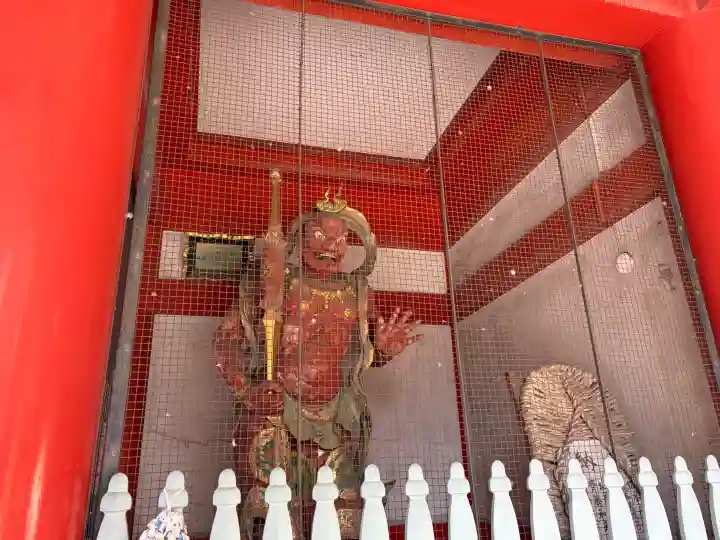 大須観音 (北野山真福寺宝生院)の{uncategorized: "未分類", other: "その他", undefined: "問題あり", building: "その他建物", grave: "お墓", sacred_gate: "鳥居", guardian: "狛犬", statue: "像", buddha: "仏像", history: "歴史", nature: "自然", garden: "庭園", animal: "動物", pagoda: "塔", temizu: "手水舎", mountain_gate: "山門・神門", sanctuary: "本殿・本堂", subordinate: "末社・摂社", art: "芸術", scenery: "景色", jizo: "地蔵", ema: "絵馬", goshuin: "御朱印", omikuji: "おみくじ", items: "授与品その他", amulet: "お守り", goshuincho: "御朱印帳", eats: "食事", festival: "お祭り", votive_dance: "神楽", shichigosan: "七五三参", wedding: "結婚式", experience: "体験その他", initially: "初詣", around: "周辺", anti_infection: "感染症対策"}