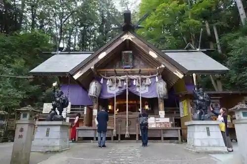 中之嶽神社の本殿