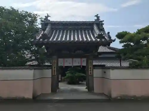 極楽寺の山門