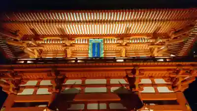 伏見稲荷大社の山門・神門