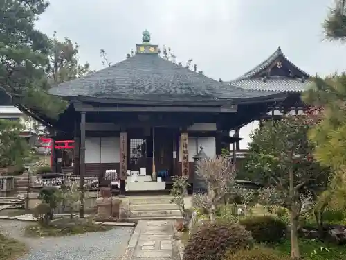 當麻寺中之坊の{uncategorized: "未分類", other: "その他", undefined: "問題あり", building: "その他建物", grave: "お墓", sacred_gate: "鳥居", guardian: "狛犬", statue: "像", buddha: "仏像", history: "歴史", nature: "自然", garden: "庭園", animal: "動物", pagoda: "塔", temizu: "手水舎", mountain_gate: "山門・神門", sanctuary: "本殿・本堂", subordinate: "末社・摂社", art: "芸術", scenery: "景色", jizo: "地蔵", ema: "絵馬", goshuin: "御朱印", omikuji: "おみくじ", items: "授与品その他", amulet: "お守り", goshuincho: "御朱印帳", eats: "食事", festival: "お祭り", votive_dance: "神楽", shichigosan: "七五三参", wedding: "結婚式", experience: "体験その他", initially: "初詣", around: "周辺", anti_infection: "感染症対策"}